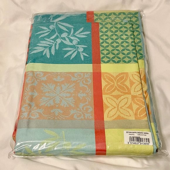 Jacquard Woven Pastel Multi Color Rectangular Cotton French Tablecloth - Picture 4 of 10